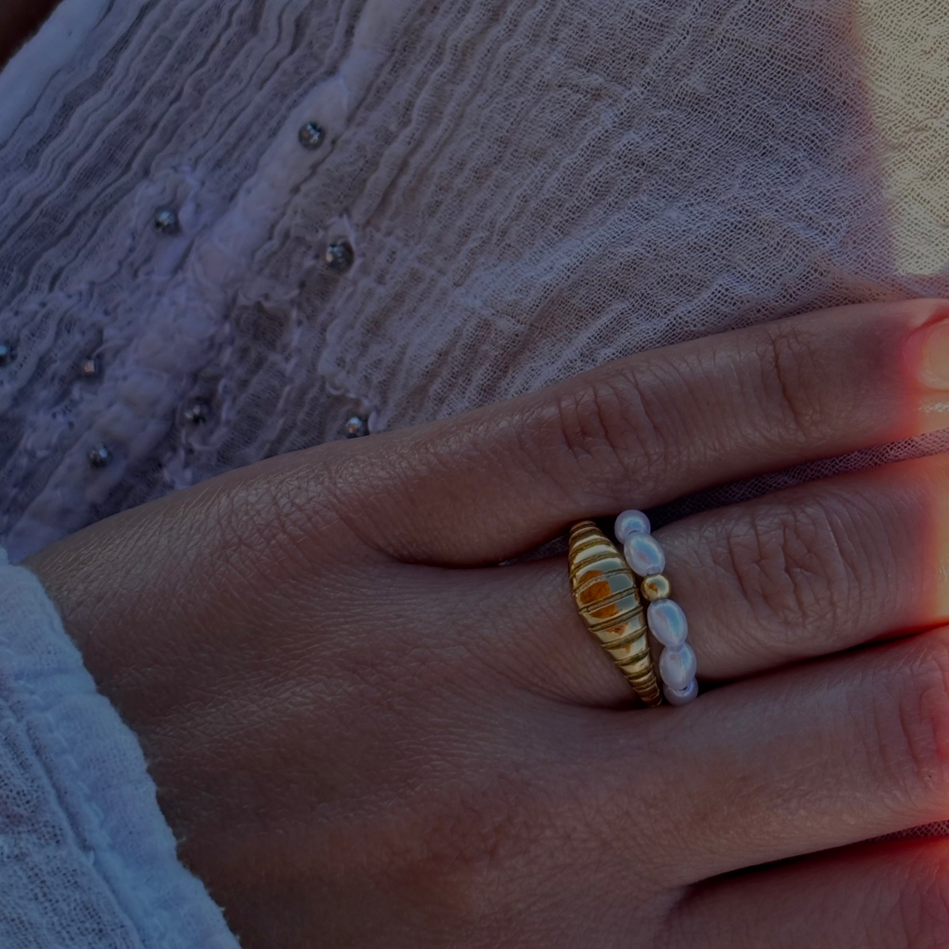 Wavy Ring